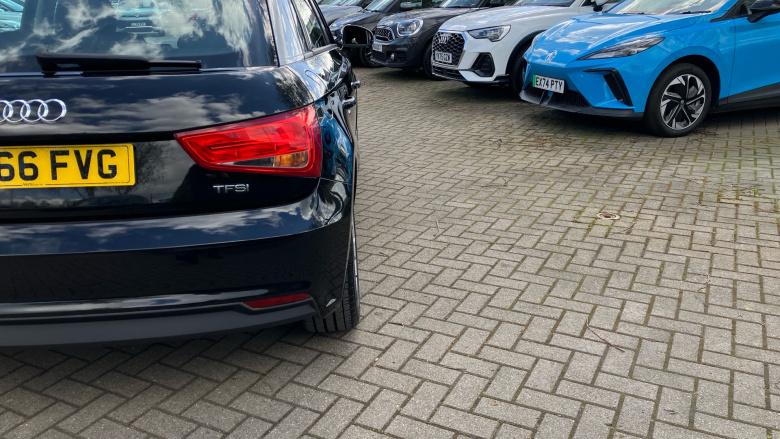 Audi A1 1.4 TFSI Sport 5dr S Tronic Petrol Hatchback